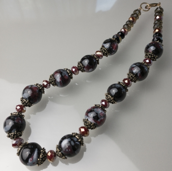 Italian Handmade Beaded Necklace Luxury Clasp Purple & Red Jewelry - Picture 8 of 12